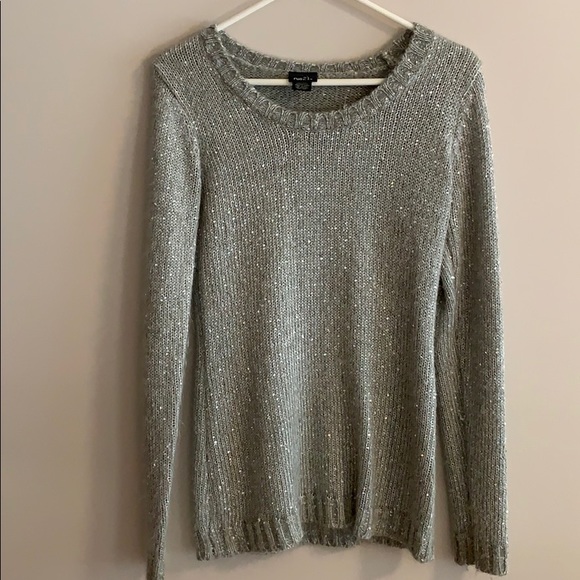 Sweater - Picture 2 of 7